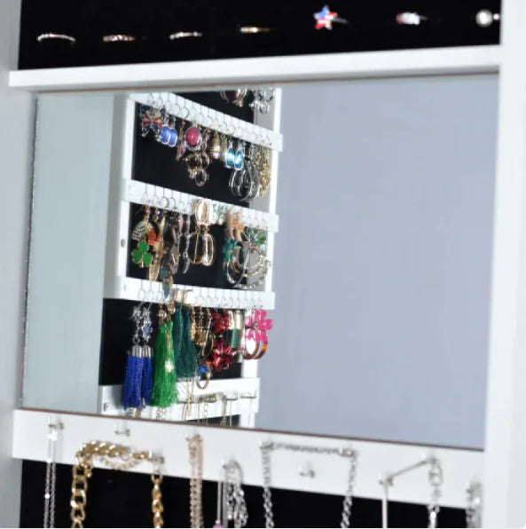 Rotating Jewelry Mirror